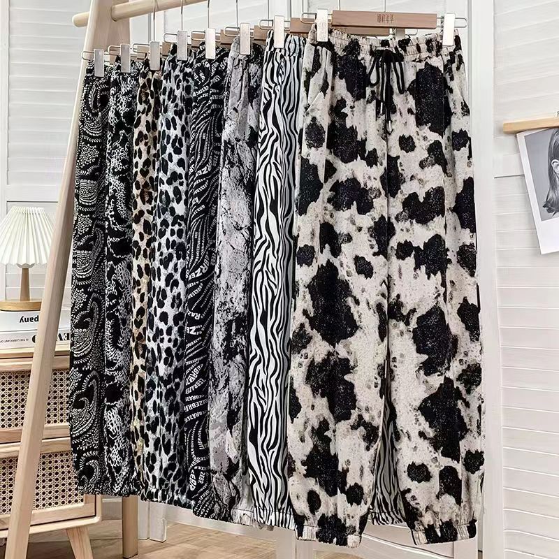 Tie-Dye Ink Painting Leggings for Women, Loose Thin Ice Silk Casual Chiffon Harem Pants for Small People, Sports Bloomers Tie-Dye Ink Painting Leggings for Women, Loose Thin Ice Silk Casual Chiffon Harem Pants for Small People, Sports Bloomers