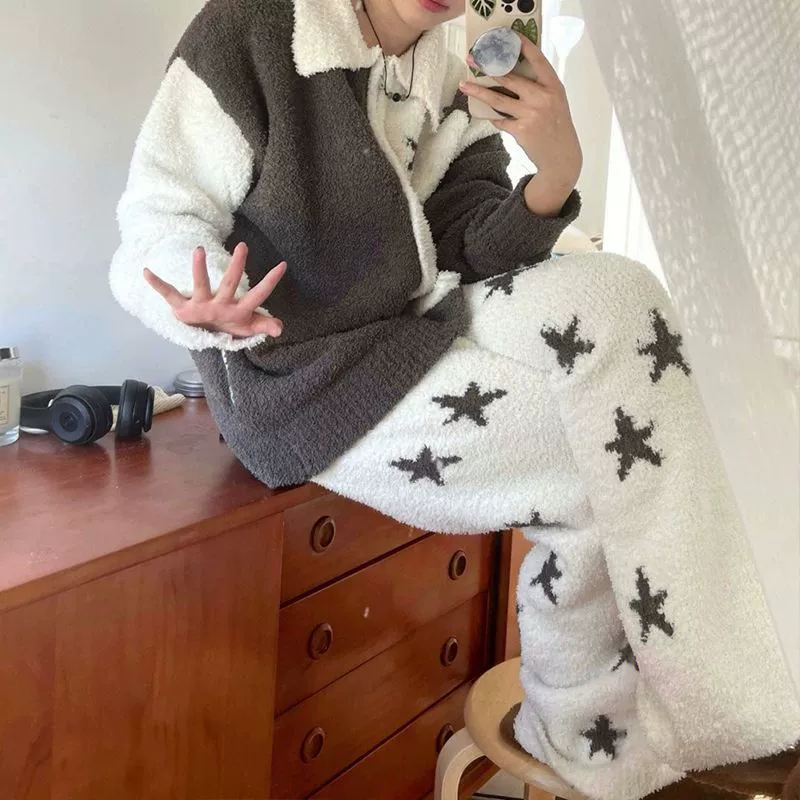 Осенне-зимние новые красивые плюшевые пижамные брюки с принтом звезд, женские свободные теплые утолщенные зимние повседневные домашние брюки