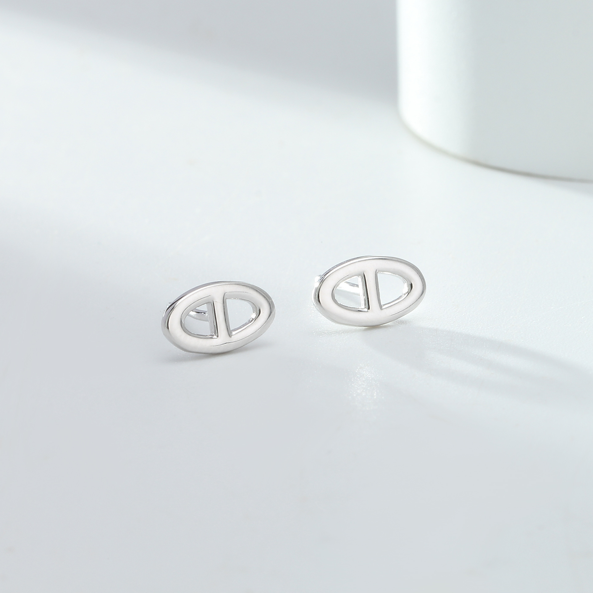 欧美性冷淡风小众简约猪鼻子925纯银耳钉女镂空日字ins风耳环网红详情33