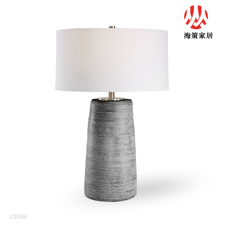 Modern Green Ceramic Table Lamp Bedroom Palace Cloth Cover Simple Modern Decorative Table Lamp Bedside Table Ornaments Table Lamp