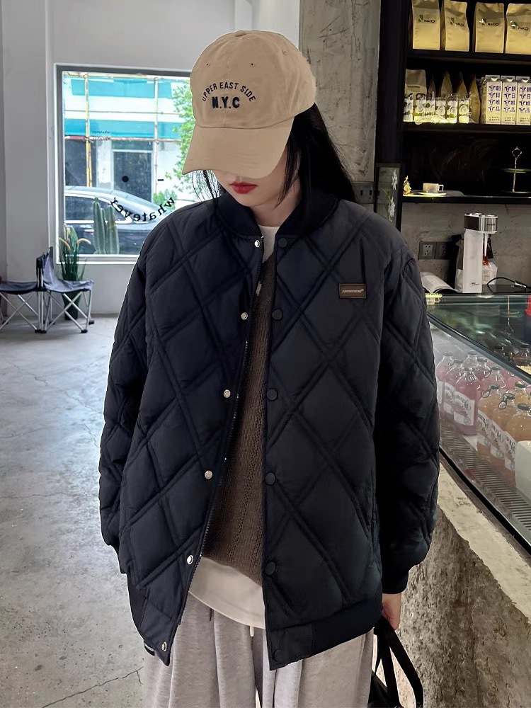2025 新しい冬の綿コートデザインニッチ綿ジャケットダイヤモンド野球薄い綿コートオーバーサイズ女性