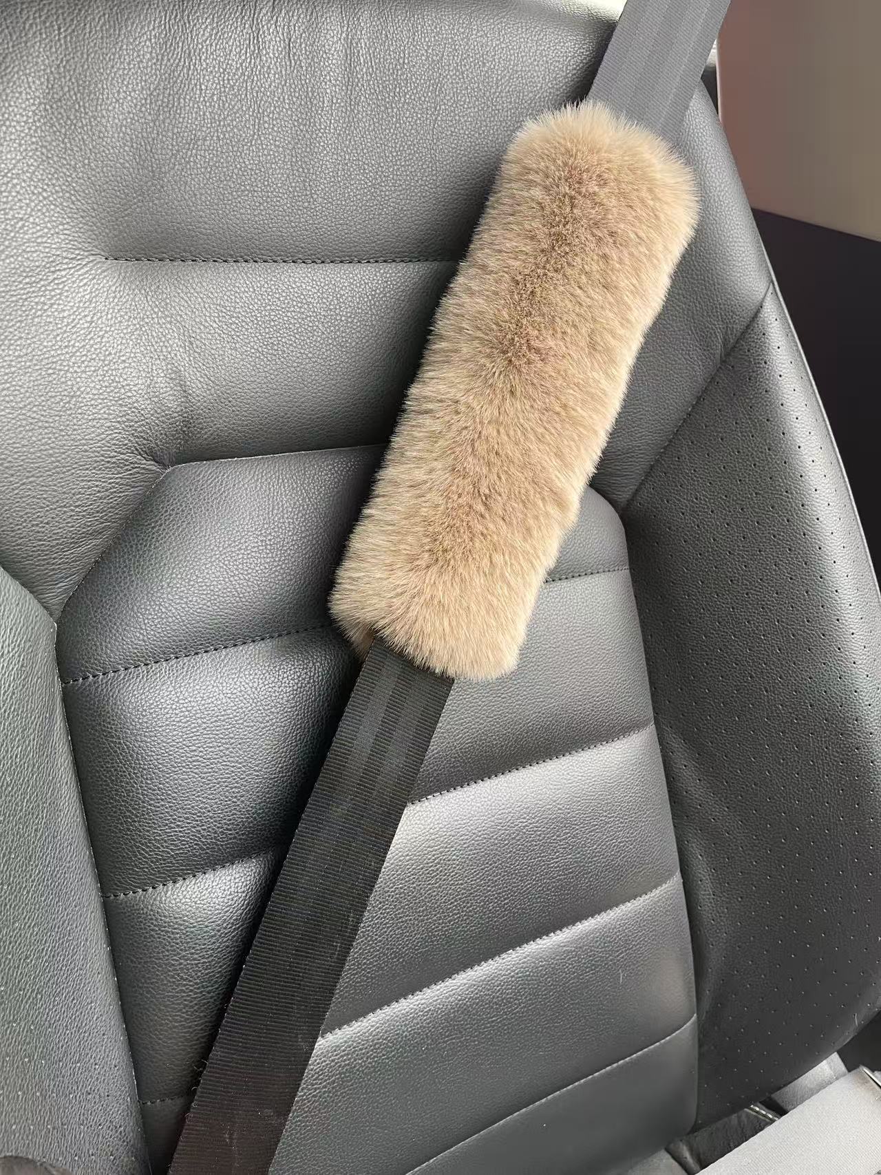 Car Seatbelt Shoulder Pads Imitation Rex Rabbit Fur Anti-Scratch Backpack Straps Children's Schoolbag Backpack Decorative Covers Decorative Pads