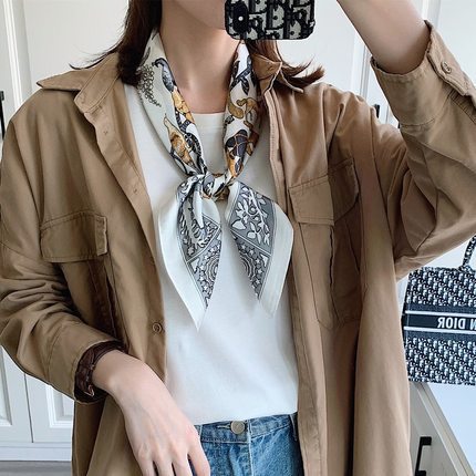 Decoración de verano bufandas de seda para viajeros bufandas profesionales 70x70 pequeñas bufandas cuadradas accesorios de mujer ataduras de cabello seda simulada