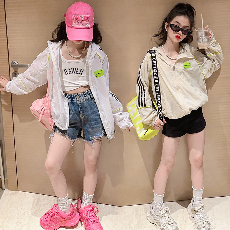 Kids' Striped Contrast Color Sun Protective Suit Summer Thin Version 2023 New Model for Medium and Large Children Ice Silk Breathable Quick-Drying Suncoat