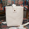 Small design woven handheld shoulder bag, one-shoulder bag, suitable for import