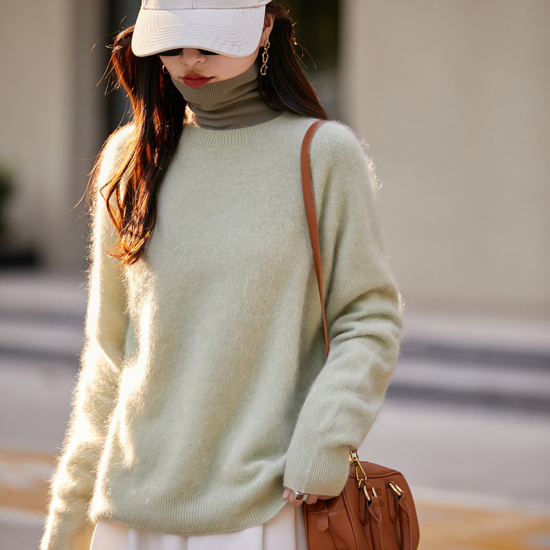 Soft, Fluffy, Light and Luxurious Seamless One-Piece Round Neck Brushed Cashmere Sweater for Women V Neck Wool Sweater Loose Knitted Sweater