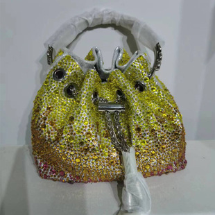 2025�}���¿�Ʒ�ƕr�ֿ羳���Qֱ�����Kˮ�Ůʿ������M�б���