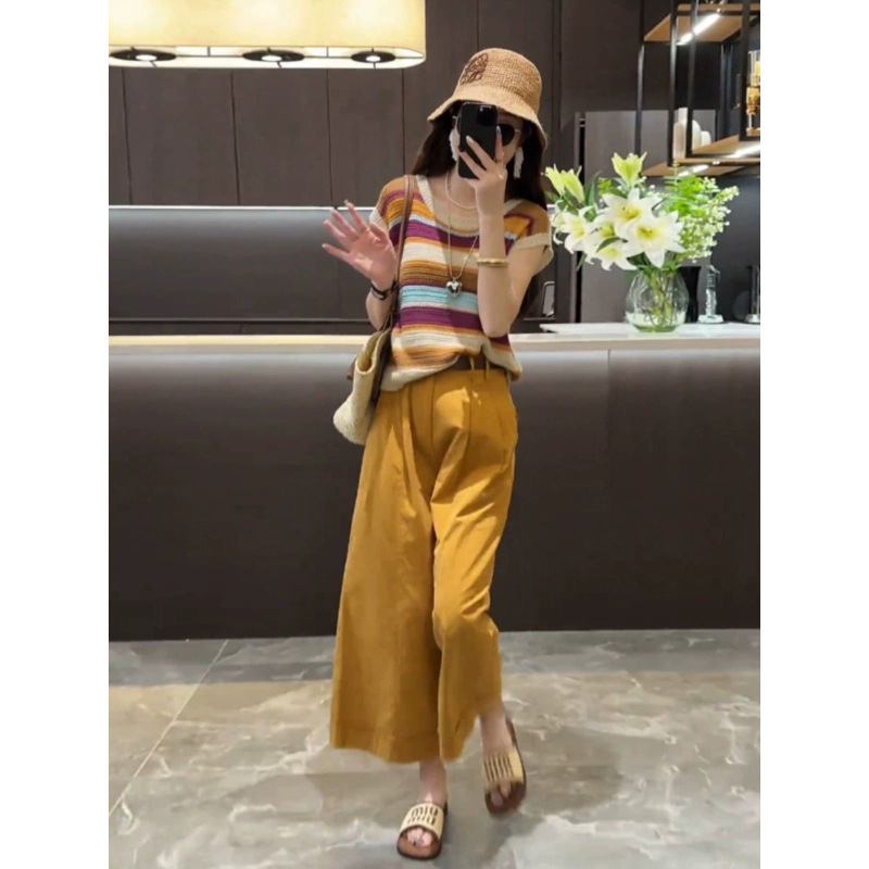 Age-Reducing Fashion Hong Kong Style Suit for Women Summer New Style Cut Out Contrasting Stripesd Knitwear Nine-Point Casual Pants Two-Piece Set Age-Reducing Fashion Hong Kong Style Suit for Women Summer New Style Cut Out Contrasting Stripesd Knitwear Nine-Point Casual Pants Two-Piece Set