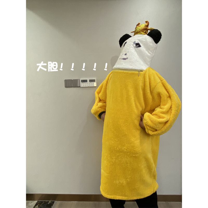 유행 남성과 여성 커플 가을과 겨울 플러시 홈 의류 두꺼워진 재미있는 대담한 황제 용 패턴 패션 나이트가운
