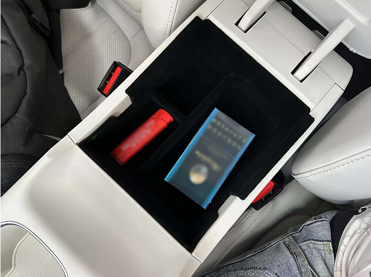 Suitable for 25 Models of Geely Xingyue Center Console Armrest Storage Box Geely Ex2 Storage Box Proton Emas 5
