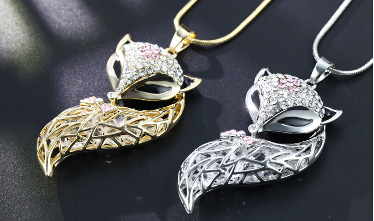 Korean version of the long fashion trendy fox creative sweater chain accessories