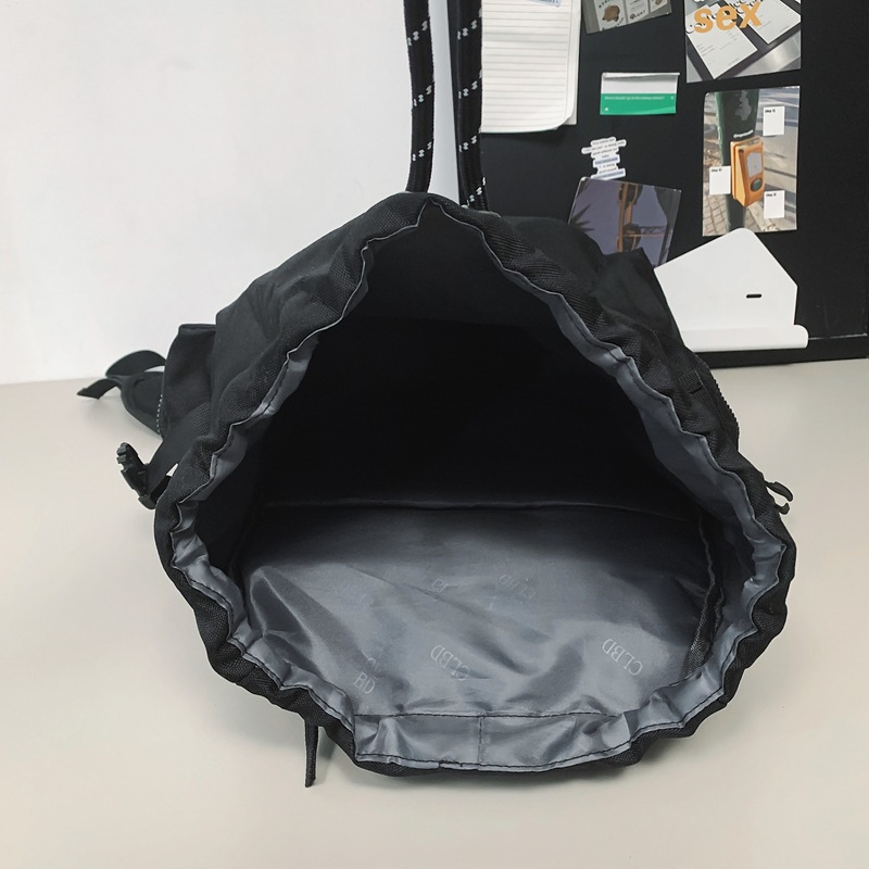 2024 nueva mochila de pareja de ocio simple, deporte y ocio, mochila de viaje al aire libre para estudiantes de gran capacidad