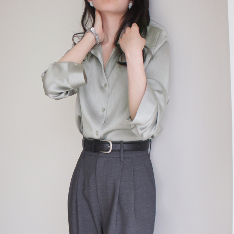 LOST AND FOUND gray bean green vertical silk satin matte dark long sleeve shirt high commuter texture