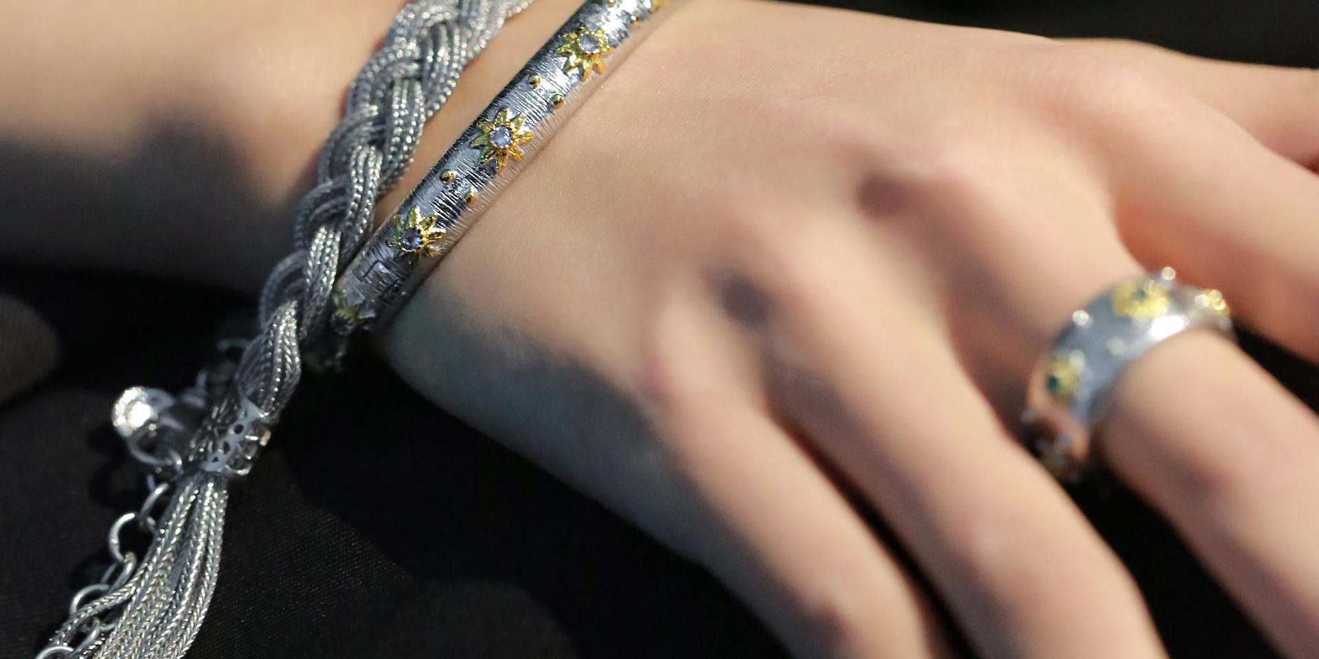 18g Weight Zircon Inlay Material Bangle Classification Copper Chain Material 1 Piece Quantity Holiday, Daily Occasion Copper Material Sun Pattern Women's Gender Inlay Design Casual, Simple Style Style Copper Casual Simple Style Inlay Sun Zircon Bangle 10