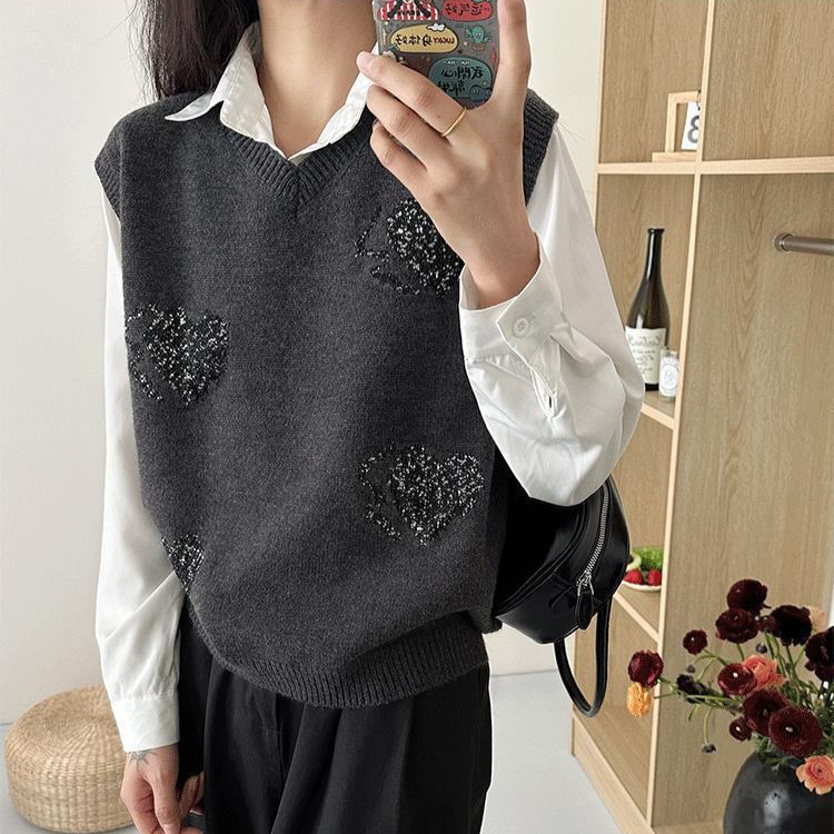 Designed Knitted Vest Women's Spring Wear 2025 New Korean Style Layered Sleeveless Sweater Vest Inner Top Designed Knitted Vest Women's Spring Wear 2025 New Korean Style Layered Sleeveless Sweater Vest Inner Top