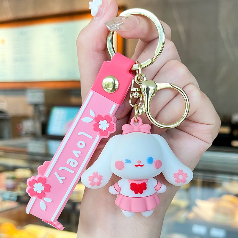 Venta directa de fábrica llavero colgante pequeño muñeca tridimensional llavero de coche mochila escolar colgante puesto al por mayor productos pequeños