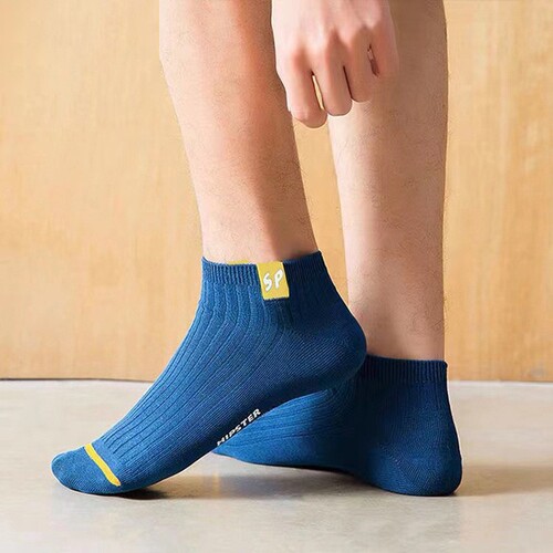 Men's Ship Socks, Lettered Non-slip, Absorbent Casual Socks for Men and Women, Wholesale from ZhujiSockFactory