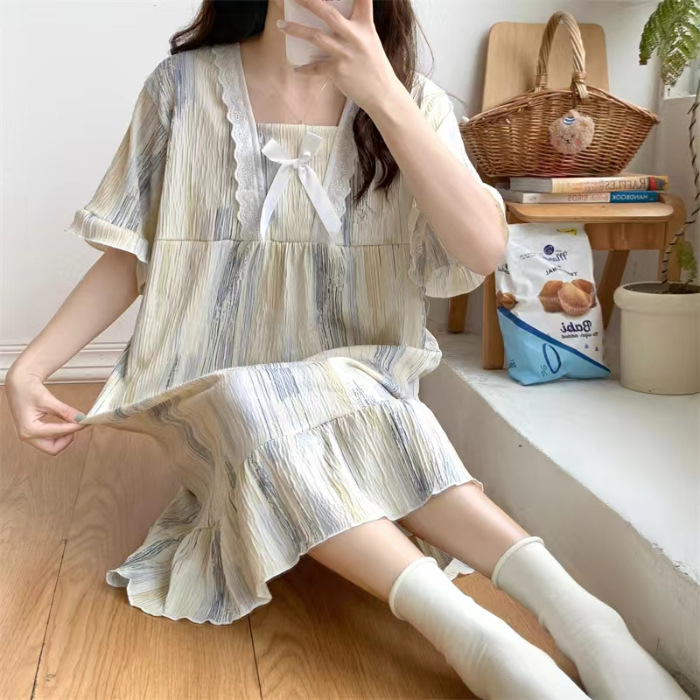2024 verano cuello cuadrado tela de algodón arrugada delgada mangas cortas dulces pijamas largas niñas ropa de hogar comercio exterior al por mayor