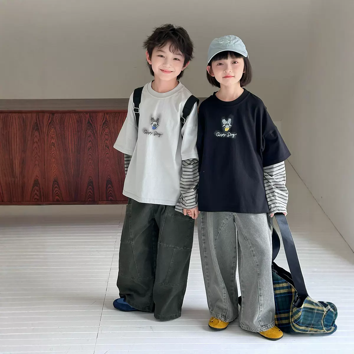 2025秋季新款韩版儿童条纹拼色假两件T恤男女童百搭卡通印花上衣