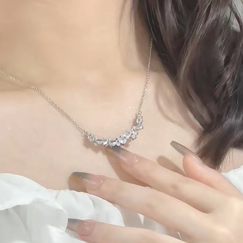 紫藤花趙桜子同型笑顔ネックレス女性ジルコンペンダント小衆デザイン高級感軽豪華鎖骨首鎖|undefined