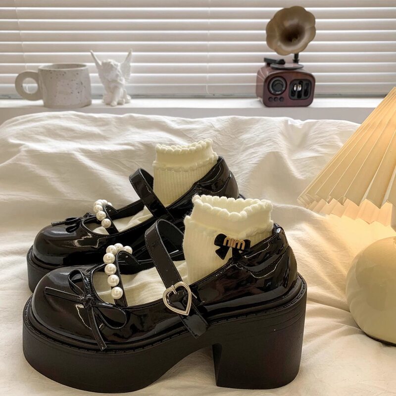 French High-Heeled Shoes with Thick Heels Mary Jane Women's 2025 New Summer Retro Versatile Cute Round-Toe Small Leather Shoes Black