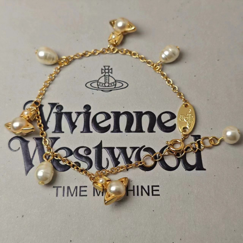 Pendant pearl drop-shaped