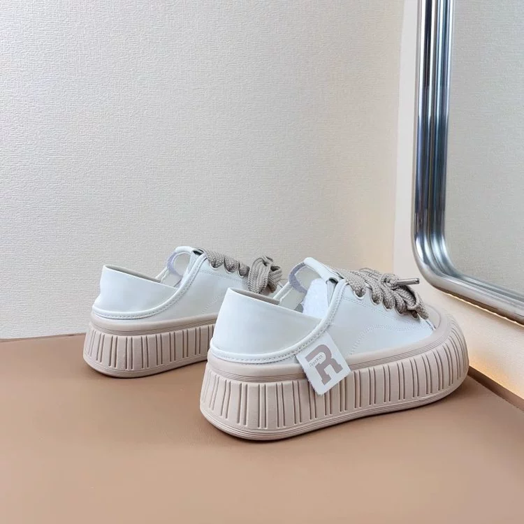 Соответствие цветов белые туфли для женщин 2024 Весна Новые тканевые туфли на толстой подошве бисквитные туфли Двусторонняя одежда уродливые милые туфли повседневная обувь для досок