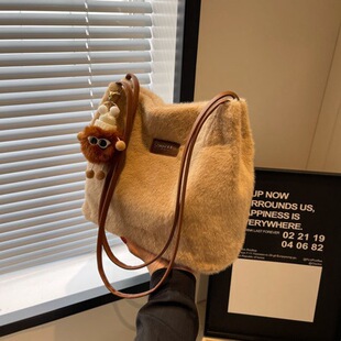 �ﶬ�r��ë�q����Ů2024���e�ٴ������ͨ�����ذ��|�Іμ������