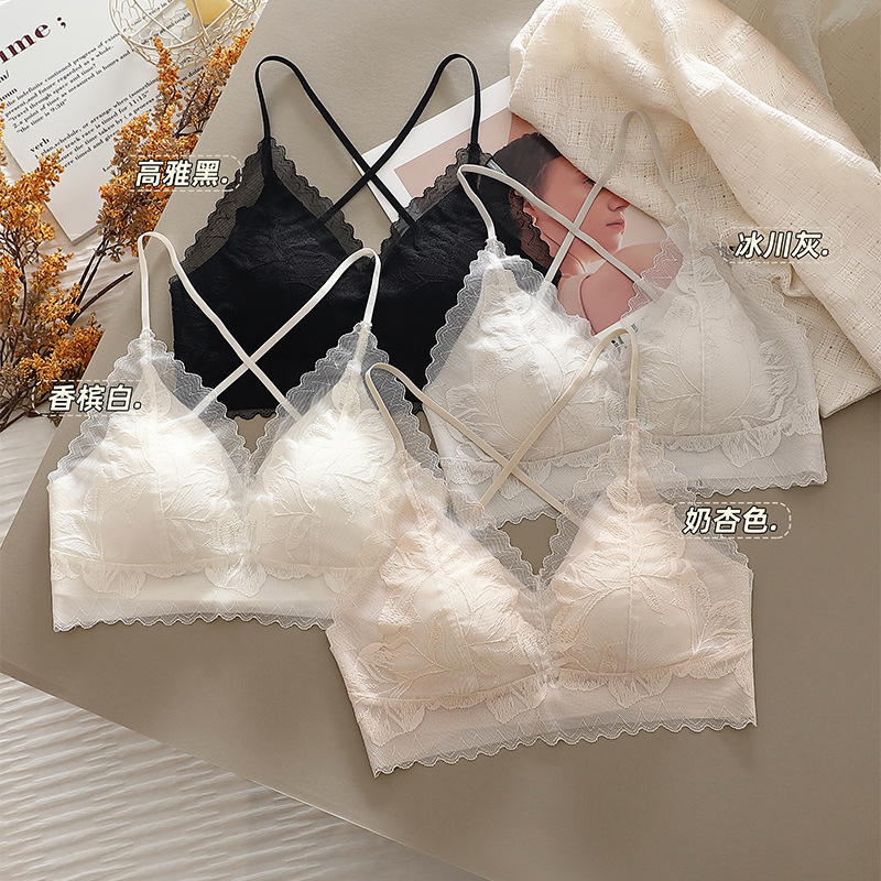 Ultra thin lace underwear