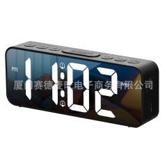 アマゾンクロスボーダー新型デジタル目覚まし時計室内電子時計電池プラグイン二重鏡面目覚まし時計