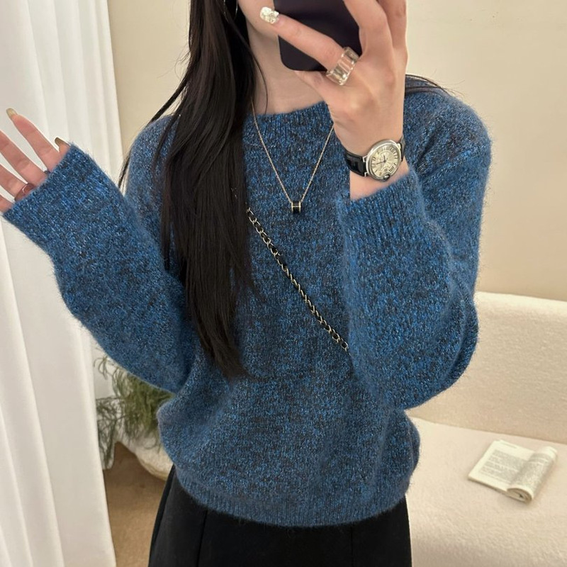 Blue Thickened Crew Neck Sweater, Very Stylish for Autumn and Winter, Loose and Lazy Style Knitwear, Korean Chic Early Winter Top Blue Thickened Crew Neck Sweater, Very Stylish for Autumn and Winter, Loose and Lazy Style Knitwear, Korean Chic Early Winter Top