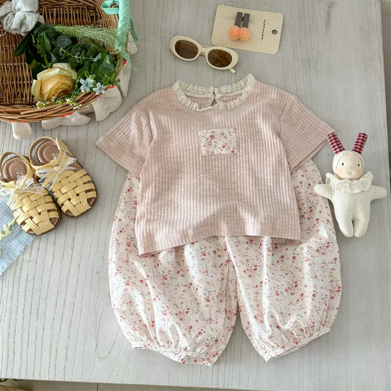 Cute fuchsia summer set girl's, soft T-shirt, flashlight, french style, floral print