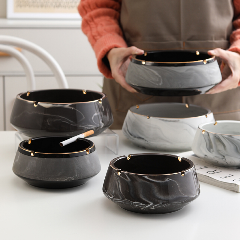 (2개) 크리 에이 티브 라이트 럭셔리 홈 맞춤형 트렌디 오피스 플라이 애쉬 대형 장식 고급 거실 세라믹 재떨이