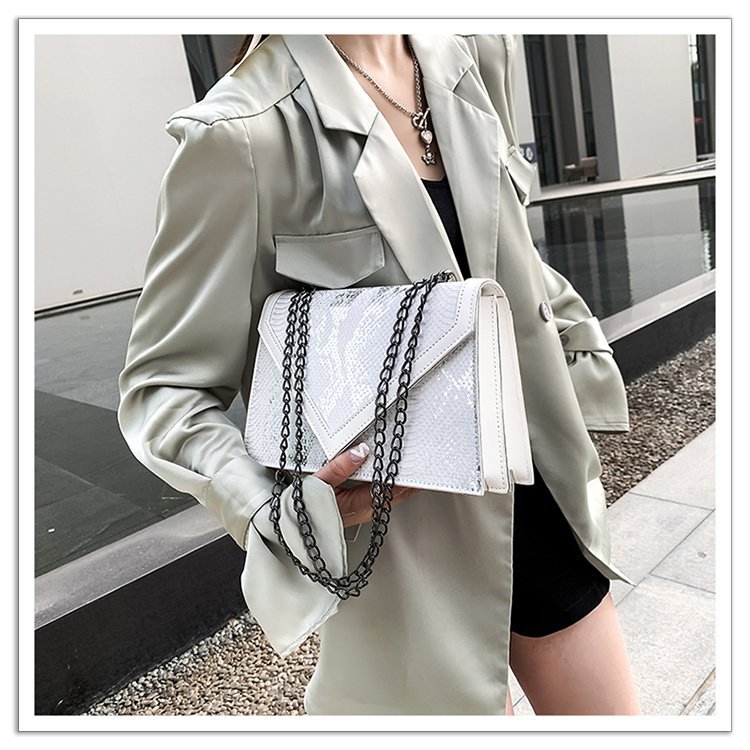 Snake Pattern Shoulder Bag For Women Vintage European Style_voghion.com