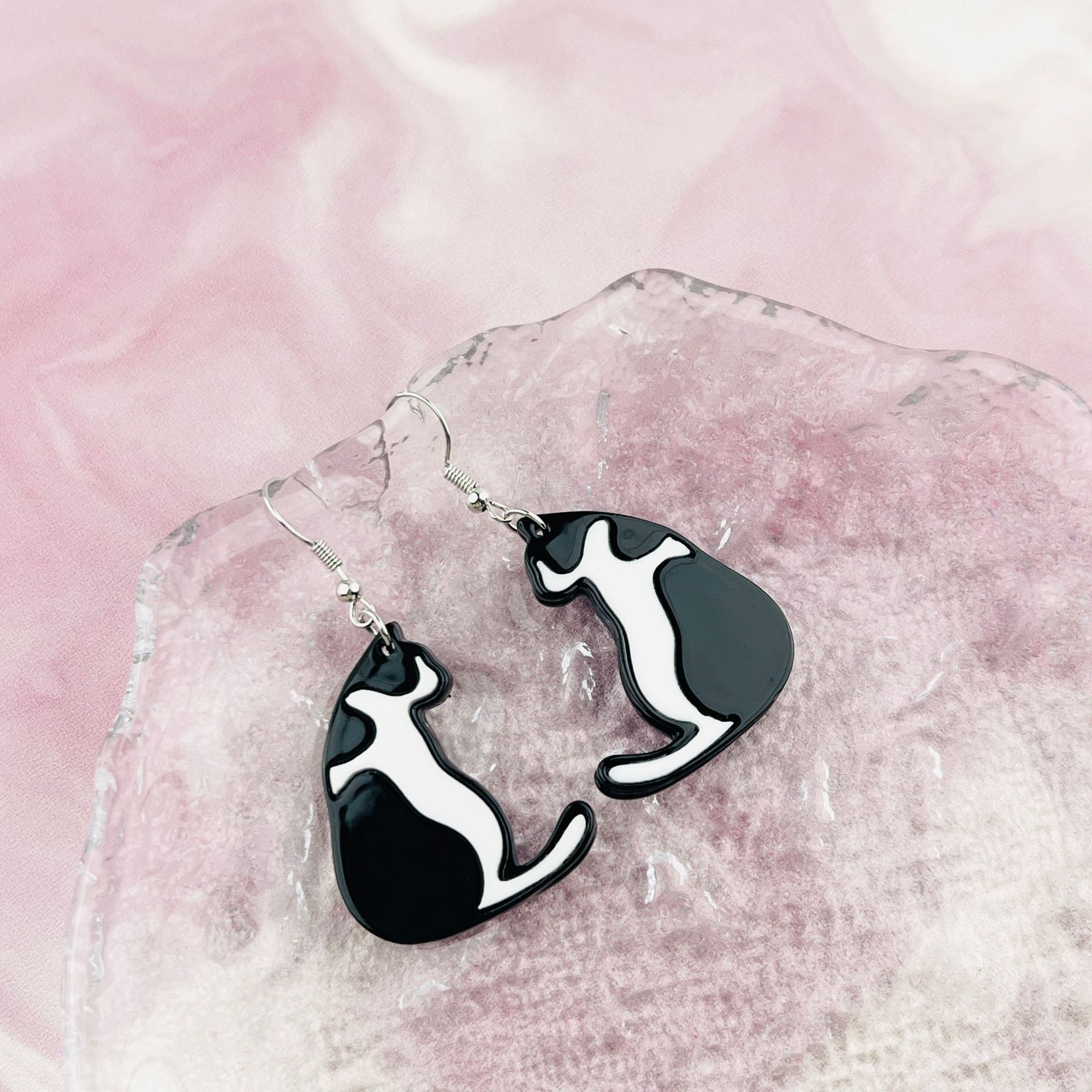 Acrylic Material 1 Pair Cartoon Style Cute Cat Arylic Drop Earrings