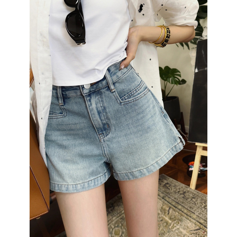 New Summer Products Show Off Your Charming Legs. Korean Style Versatile Slimming Look High-Waisted Side Slit Small Wide-Leg Denim Shorts for Women