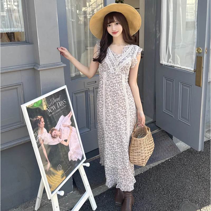 [Hui Lin] 2025 early spring Japanese cross-border flower pattern ruffled lace dress v-neck waist 25A059