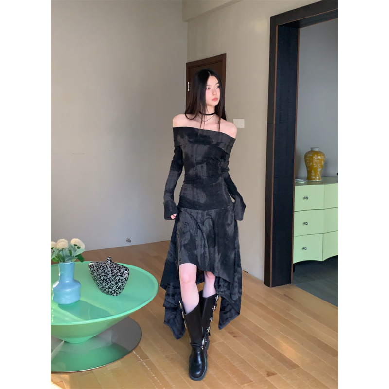 GraceChic In Stock Off-Shoulder Niche Wasteland Style Hot Girl Outfit Dress_voghion.com