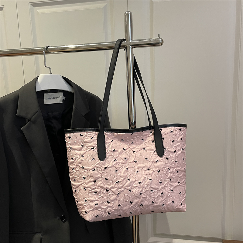 Borsa a tracolla versatile alla moda da donna, stile coreano all'ingrosso, con fiocco, modello invernale 2025, color-block_voghion.com