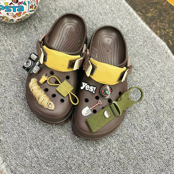 New Croc Shoes DIY Accessories Trendy Cool Camping Camera Decoration Accessories Removable Shoe Buckles Trendy Men's Style