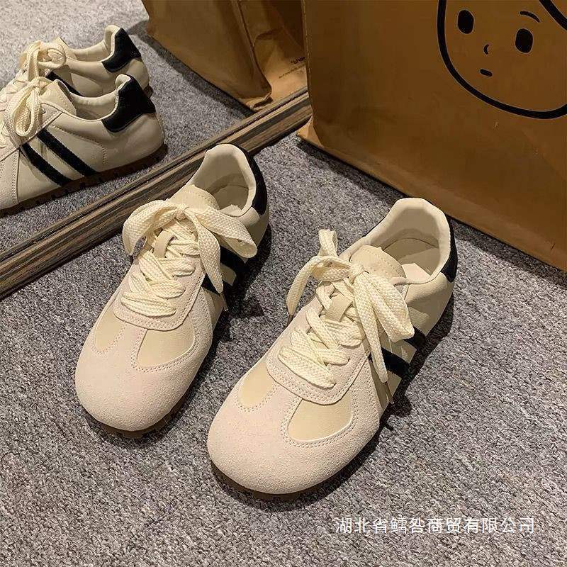 35-43 Large Size Women's Shoes 41 Wide Feet Fat Feet Forrest Gump Shoes Spring & Fall Retro Moral Training Shoes Casual Sports White Shoes 42