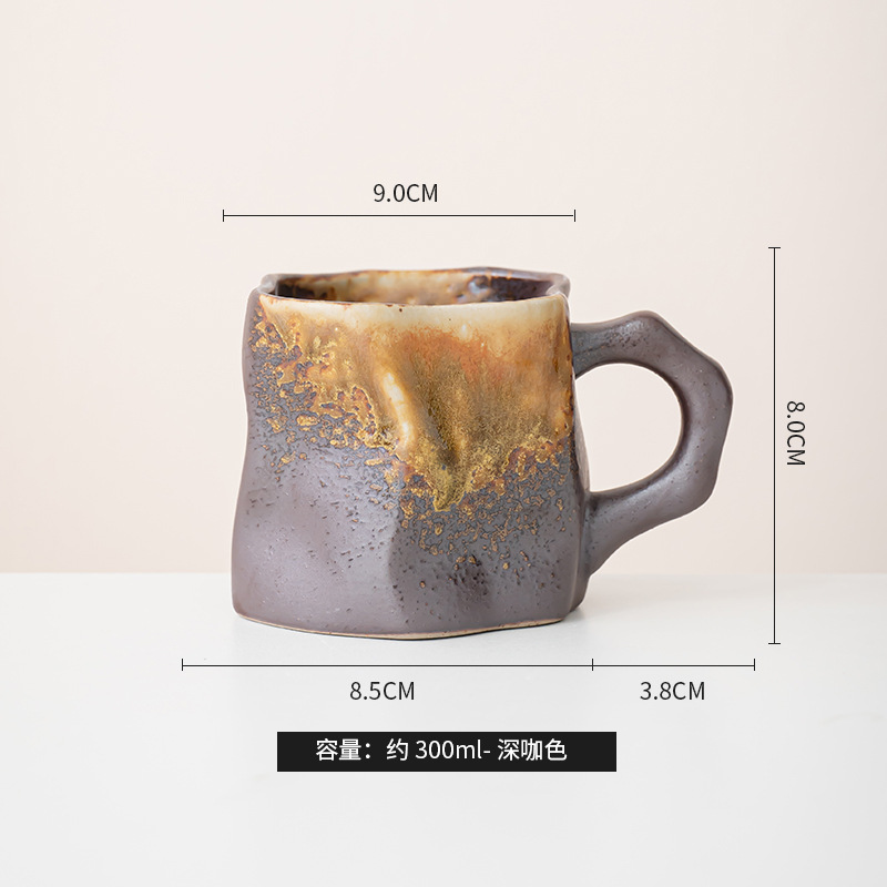 Taza de café japonesa Taza de estilo europeo Taza de desayuno retro para el hogar Taza de agua de pareja de cerámica con personalidad exquisita y hermosa