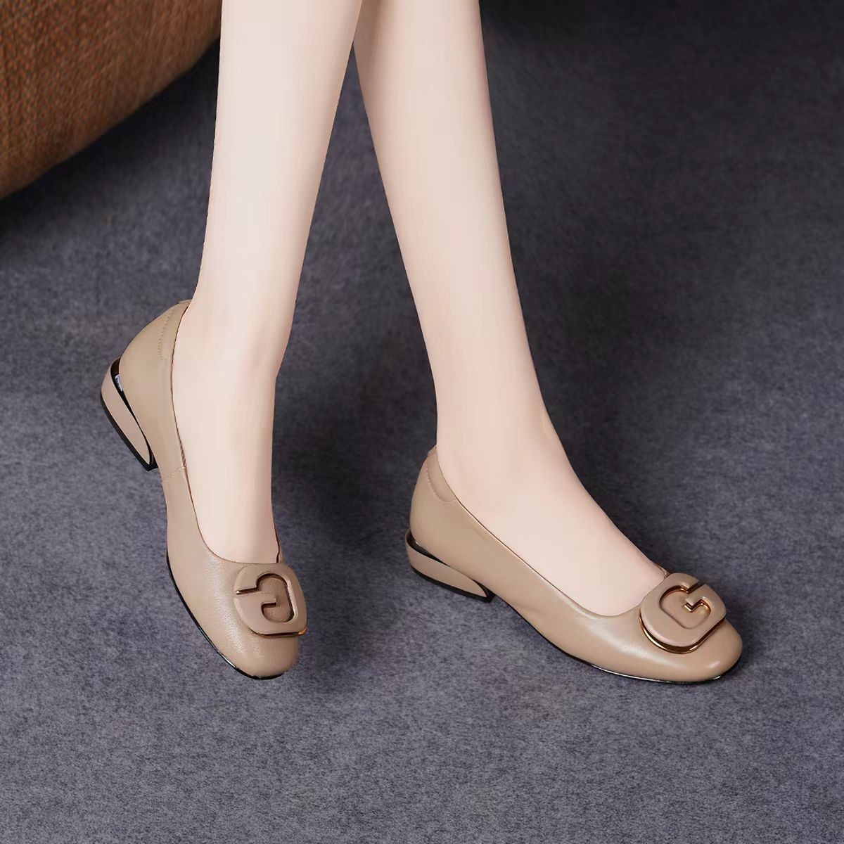 Madre zapatos de cuero suave zapatos de cuero redondos primavera y verano 2026 zapatos de cuero suave zapatos de mujer nuevo estilo