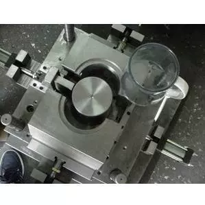 悦成杯子模具制造固定式塑料成型注塑加工全国