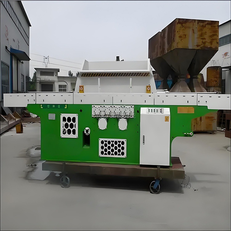 直径30公分木材刨花机 软木松木树枝搓刨花设备 液压推进易切削