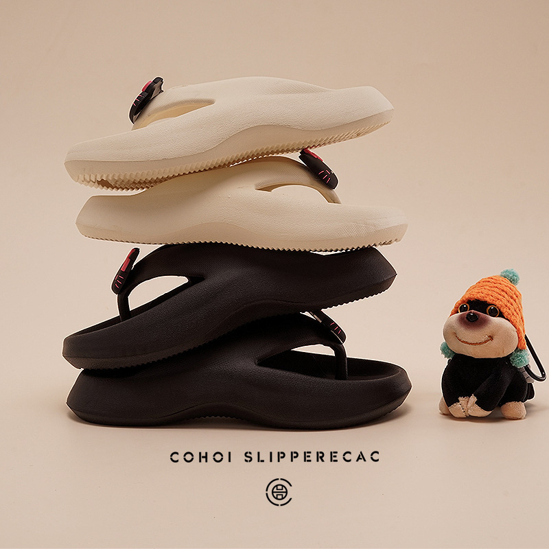 Red Riding Book Thick-soled Flip-flops Summer Wear Non-slip Seaside Beach High-face Value 2025 Flip-flops for Women