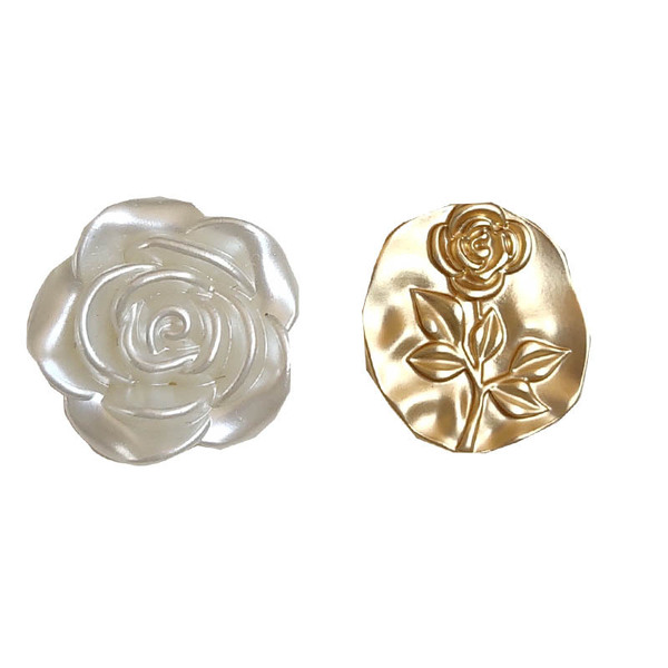 Retro elegant matte fresh white asymmetrical earrings