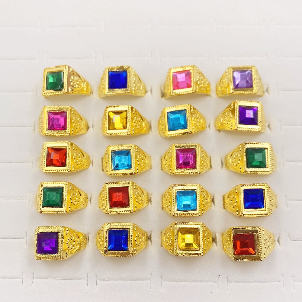 Square acrylic ring