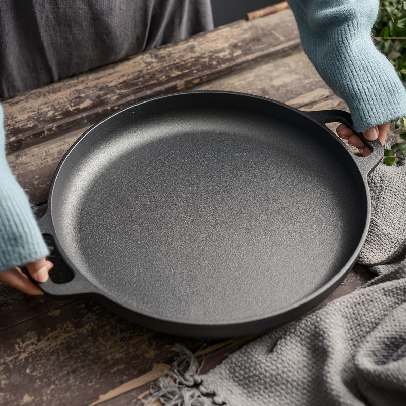 Thick Cast Iron Non-coated Wok Pancake Tools Flat Bottom Pot Cast Iron Household Pan Sticky Hand Grabbing Pancake Pot 