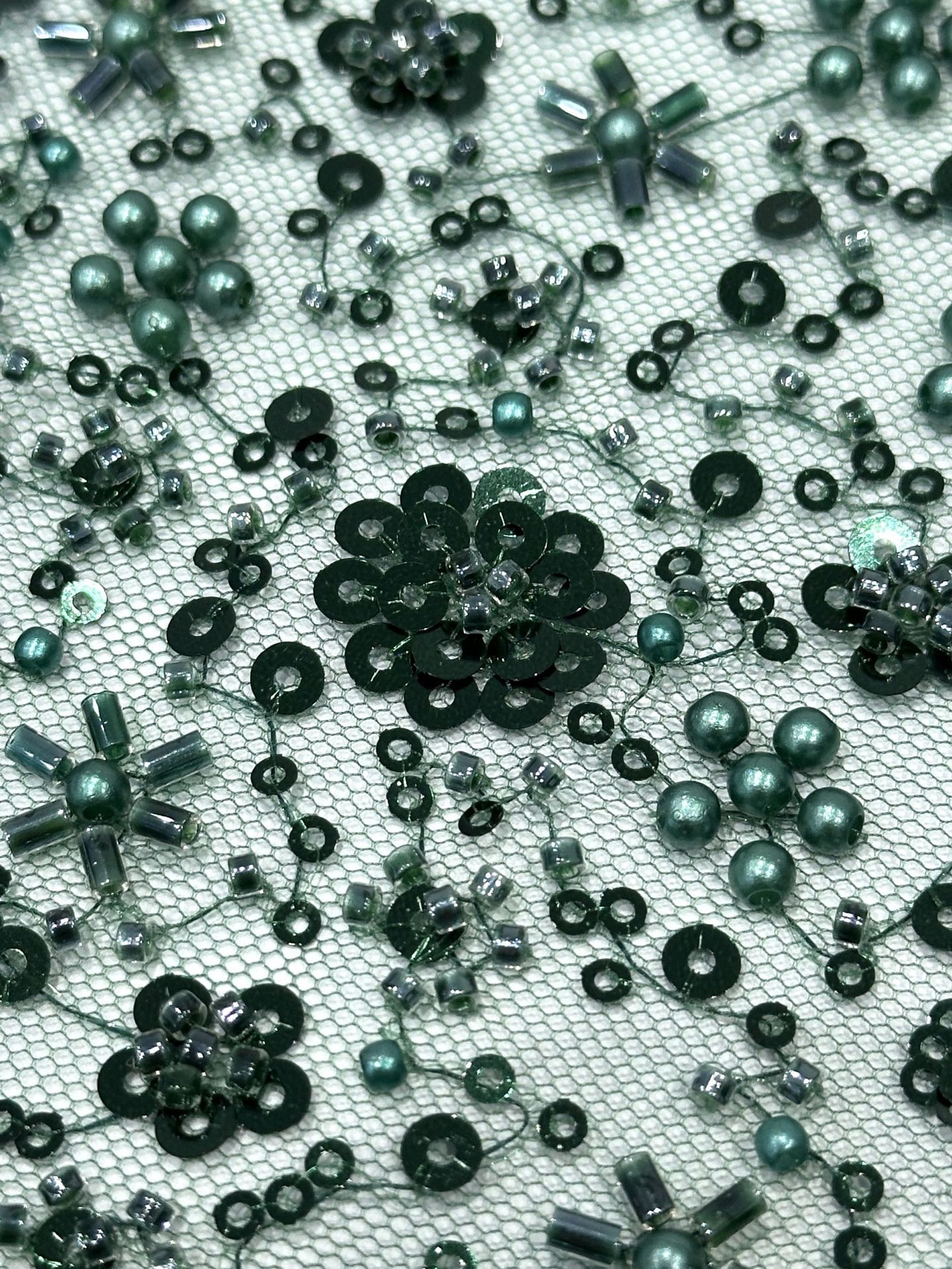 Fabricante nuevo tubo de perlas de industria pesada bordado red rayas flor de ciruela de moda ligera vestido de boda de lujo tela de mujer